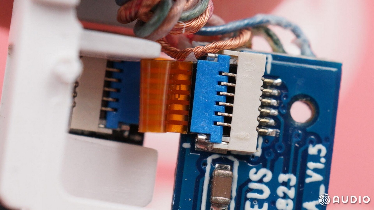 倍思baseus耳机怎么样,baseus倍思蓝牙耳机拆卸