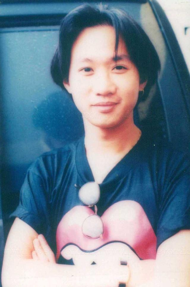 黄家驹的心酸历史,黄家驹的不羁情史