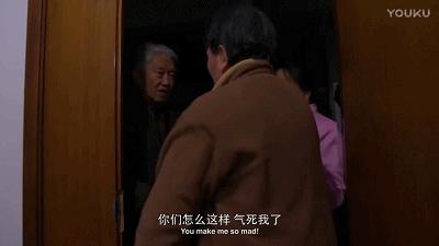 90岁夫妇恋爱日常，诠释了“与子偕老”：我忘了全世界，但记得你