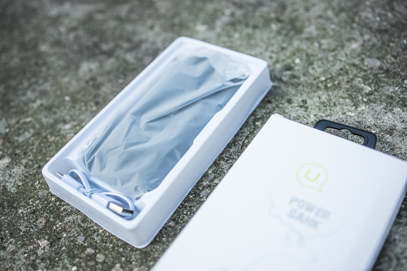 iphone专用充电宝测评,目前最适合iphone12的无线充电宝