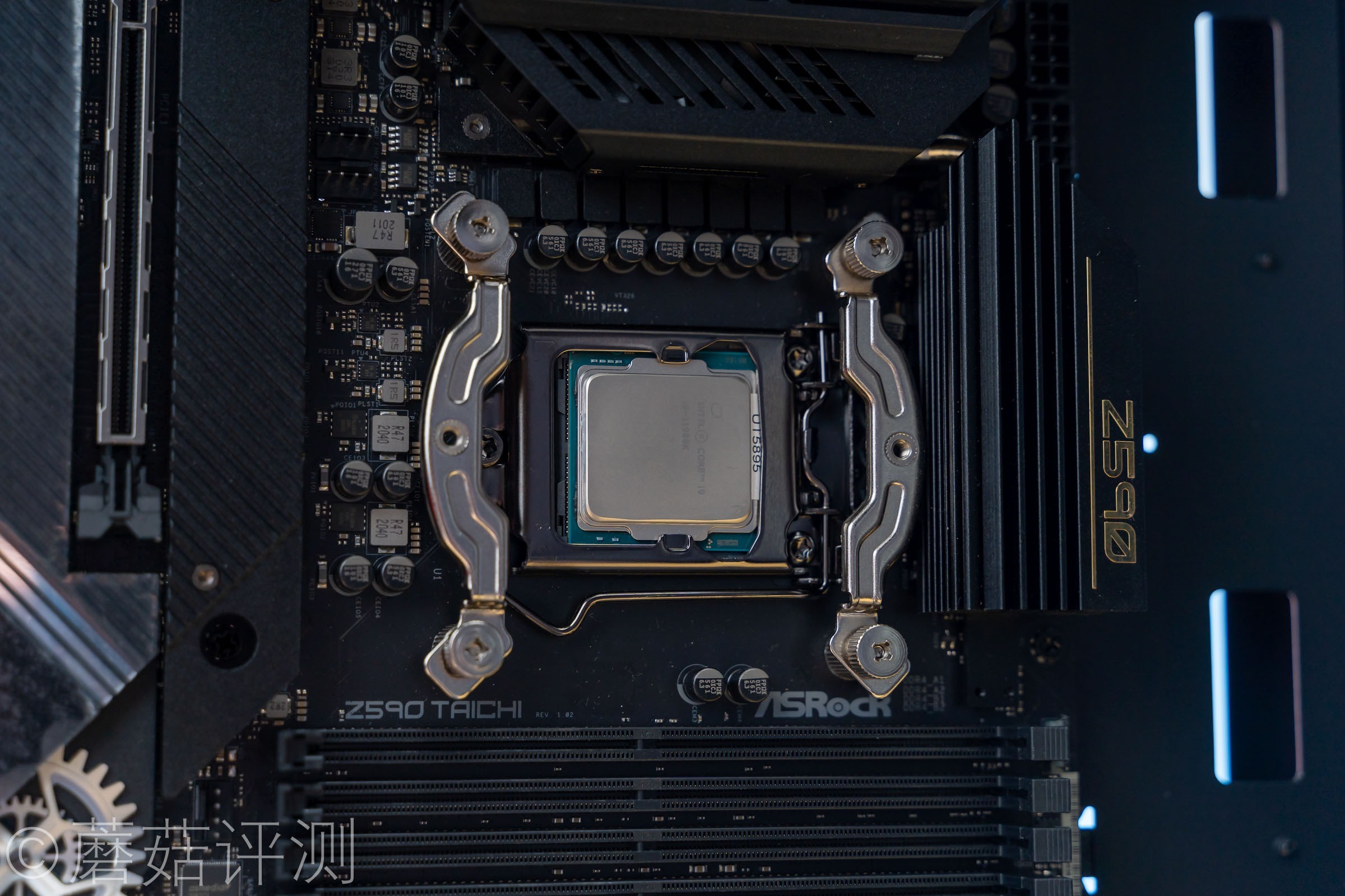 九州风神大霜塔procpu散热器,九州风神大霜塔能压什么cpu