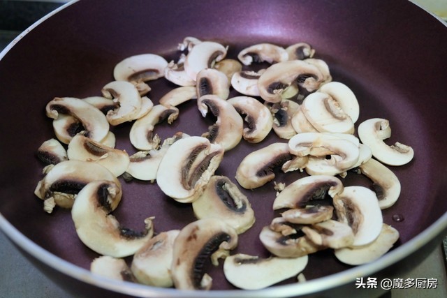 披萨零基础怎么做,披萨教你在家做比买的好吃