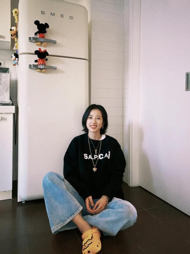 为什么穿卫衣还显胖,为什么你穿卫衣脸大脖子短