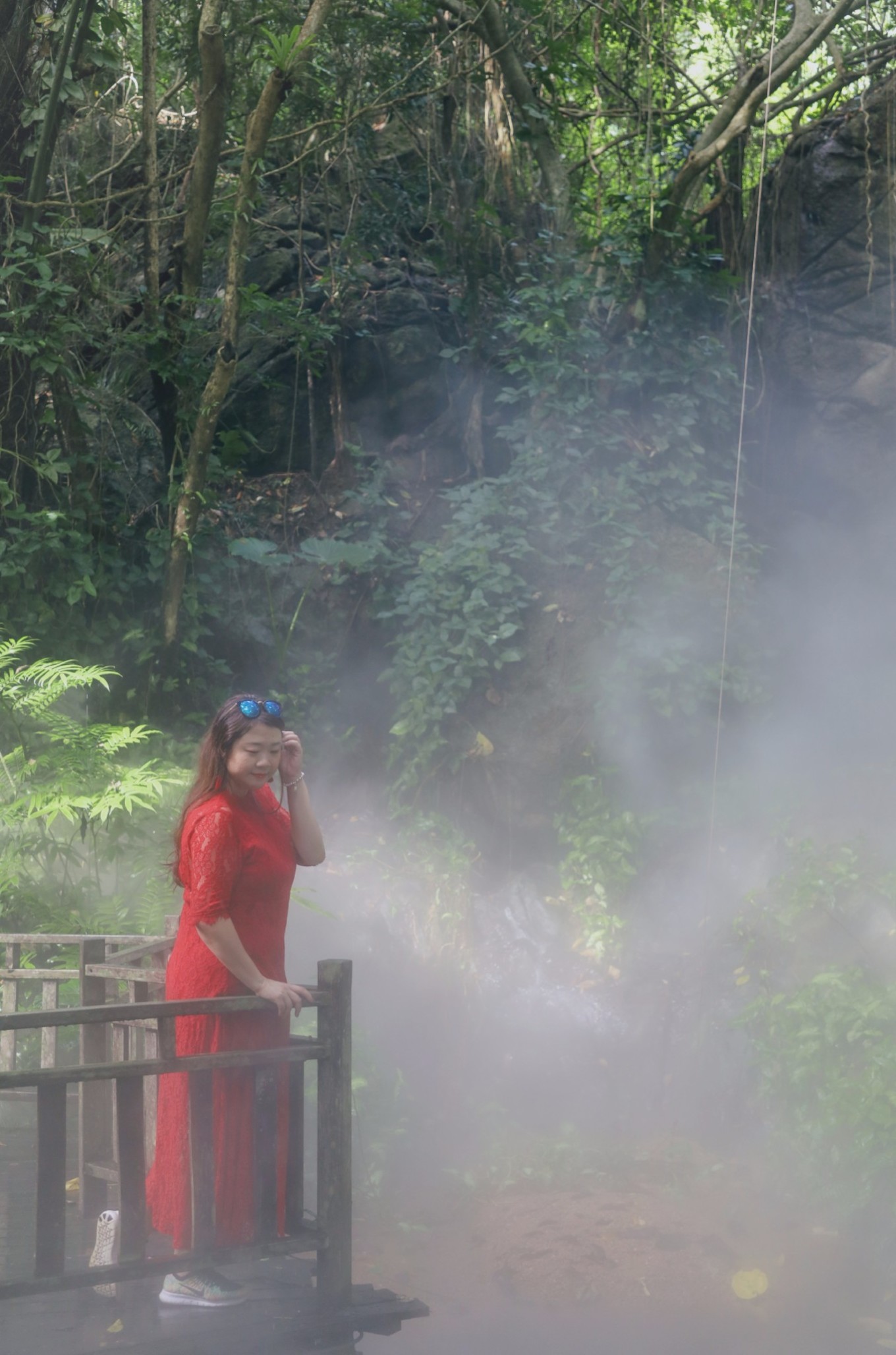 呀诺达雨林探险是什么,三亚呀诺达雨林正规吗