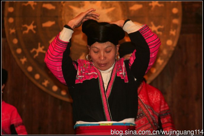 奇观：广西红瑶美女长发世界第一,图