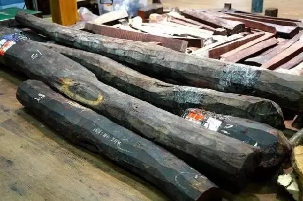 小叶紫檀手串制作全过程,小叶紫檀手串制作过程及盘玩方法