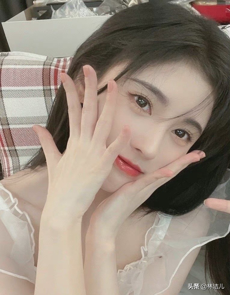 林允鞠婧祎糖果色,林允妆容是不是学鞠婧祎