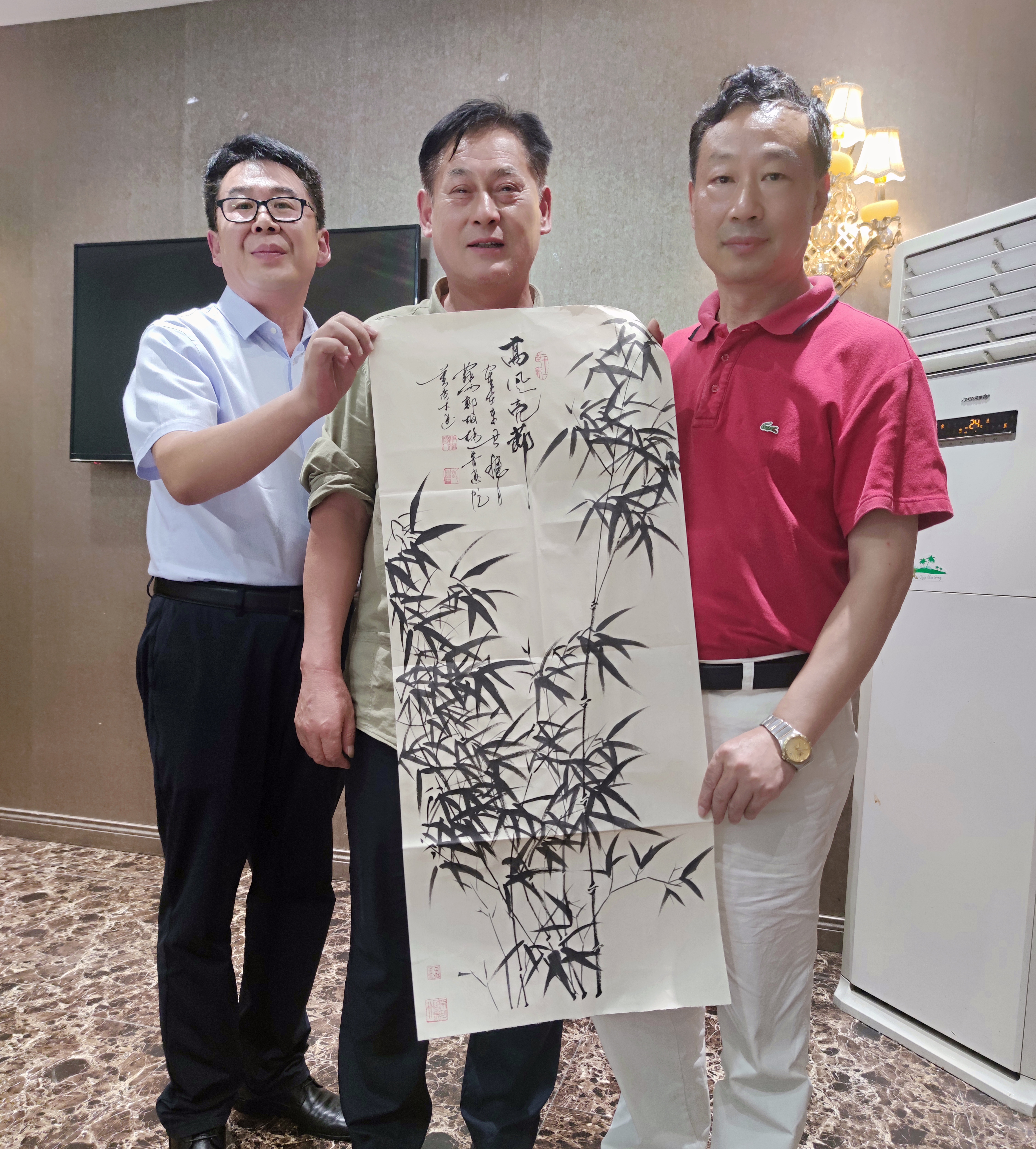 郑板桥诗书画被称为三绝,糊涂县令清官郑板桥