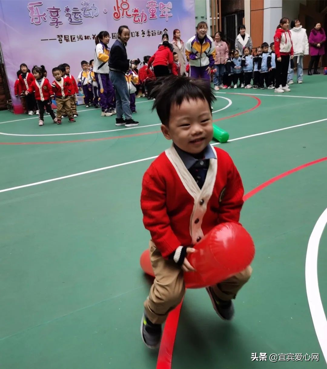 幼儿园乐享春天活动,幼儿园欢乐运动