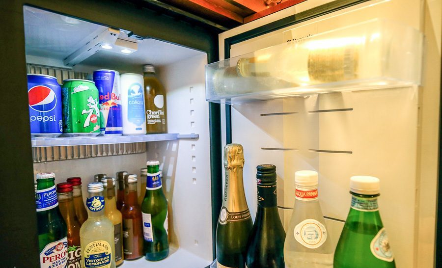 迪拜帆船酒店房间高清,迪拜帆船酒店最豪华的套房