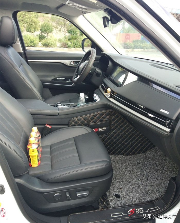 没买合资大众途观，选择了国产长安CS95，开过一段时间晒出了油耗