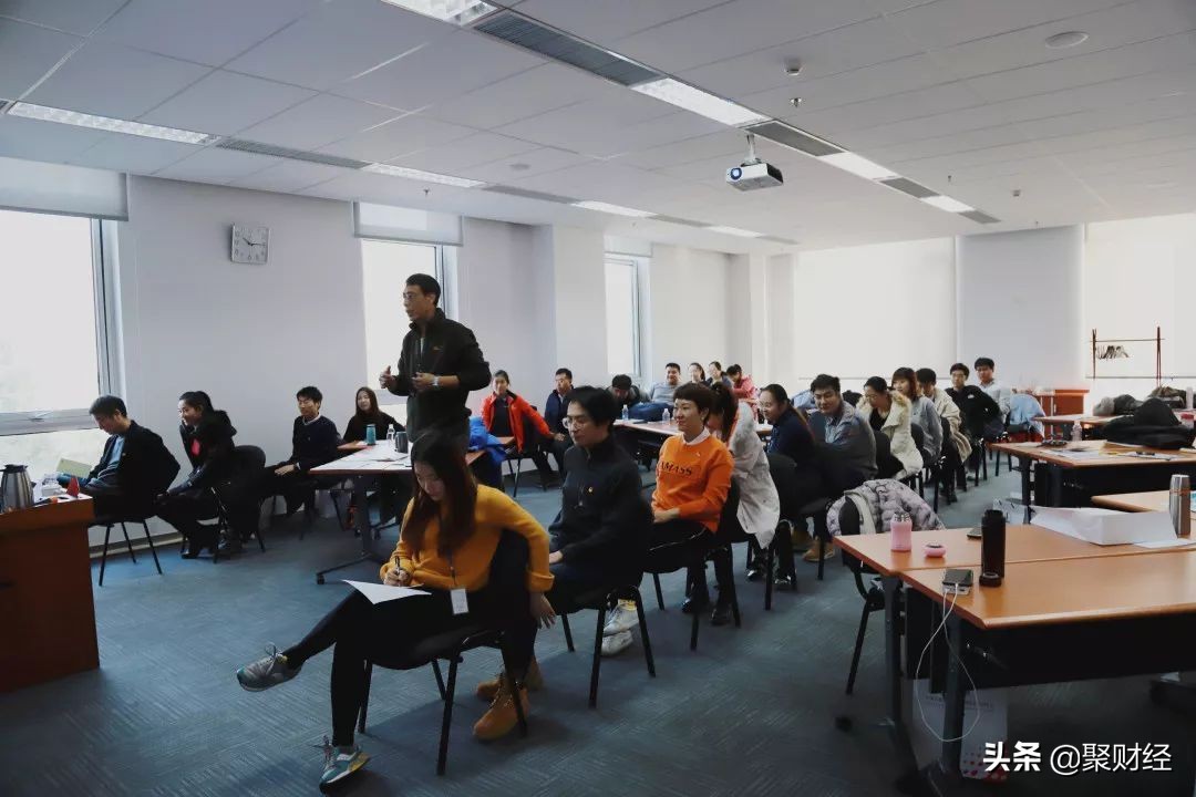 失业迷茫找什么工作过渡一下,大批失业会迎来什么产业