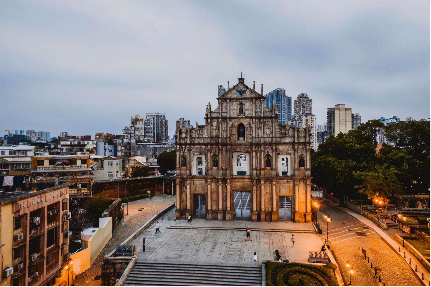 二辰事件全过程,二辰的案件