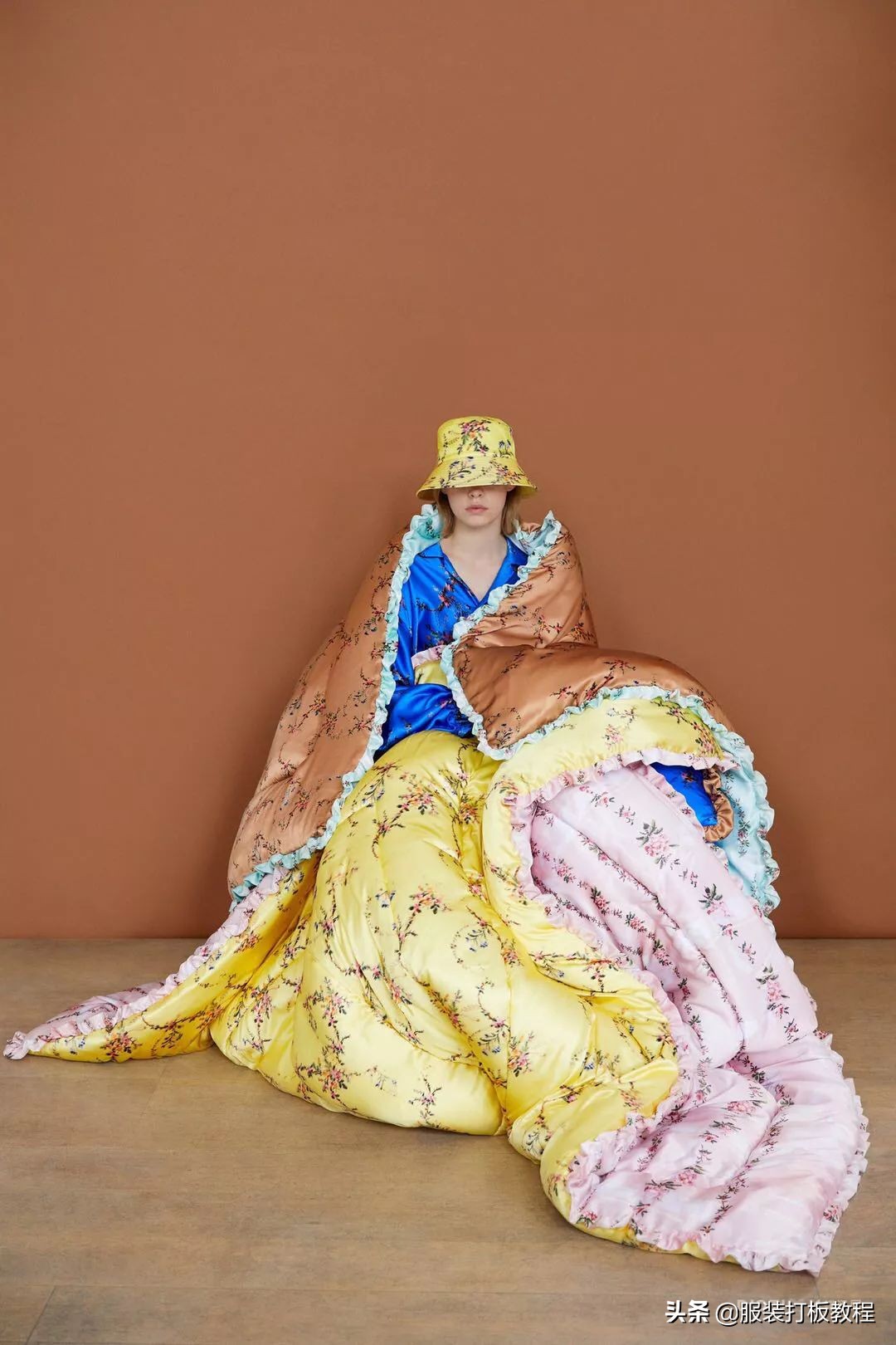 服装设计纹样款式图,服装设计潮流穿搭流行趋势