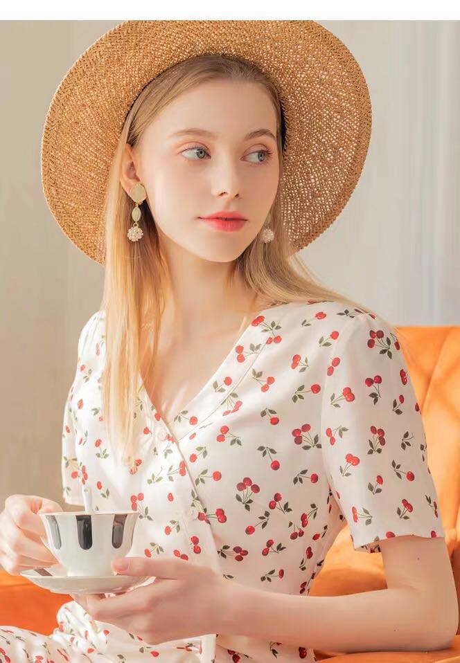 看着不好看的衣服上身却惊艳,看起来不好看但是穿起来很舒服