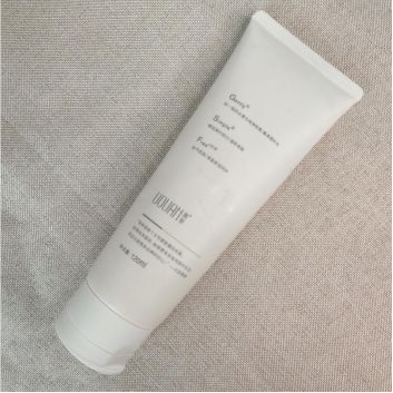 青春期祛痘去黑头洗面奶测评,洗出黑头洗面奶实测