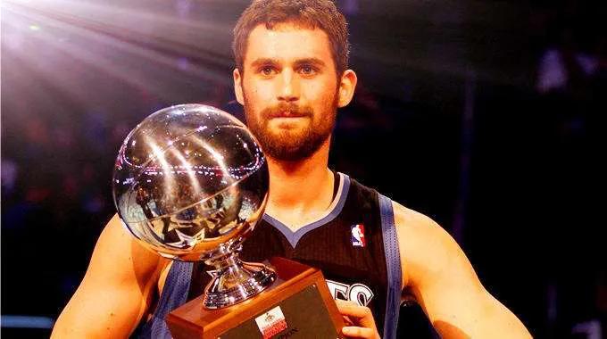 乐福拥有完美的内线技术,乐福13-14赛季是不是东部第一内线