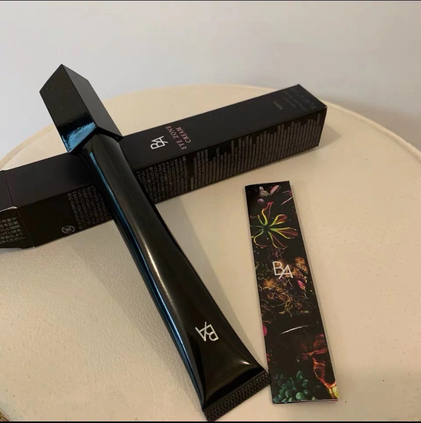 鏃ユ湰鎶よ偆鍝佽吹濡囧搧鐗宲ola (pola鏄吹濡囩骇鎶よ偆鍝佸悧)