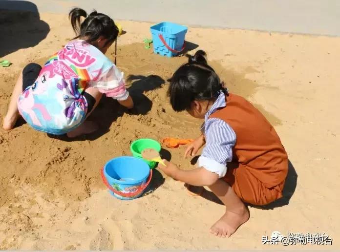 昆明弥勒人山人海,来弥勒玩人山人海