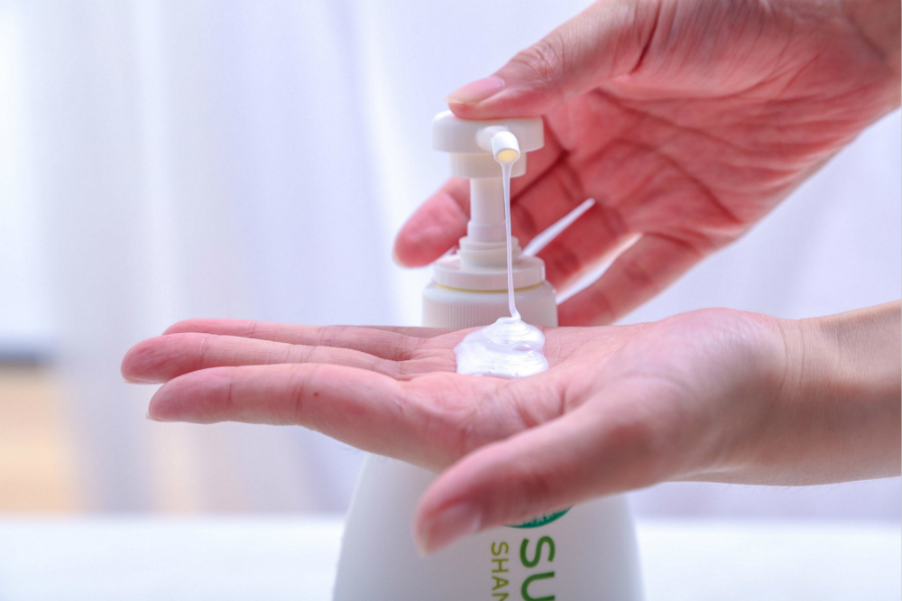 细软塌发质多久洗一次头发,怎样拯救一天就油的头发