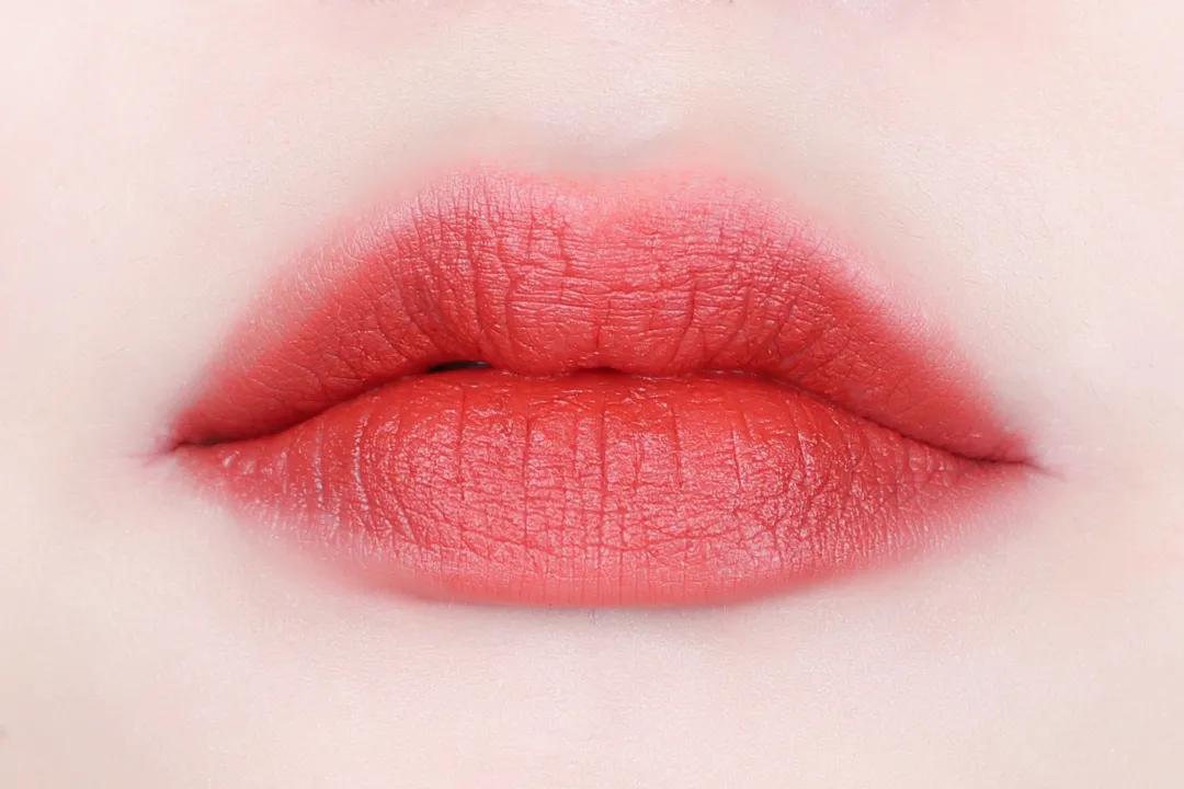 新手唇釉唇妆简单教程,各种唇型唇妆教程干净高级