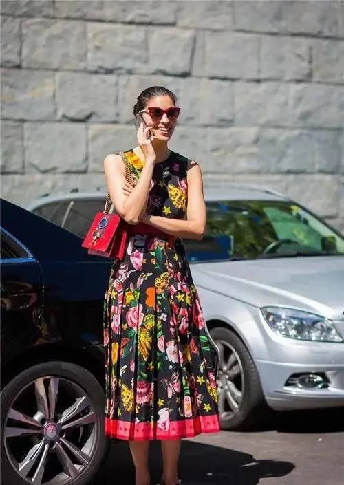 半身法式碎花裙怎么搭配好看,法式碎花裙搭配图片大全