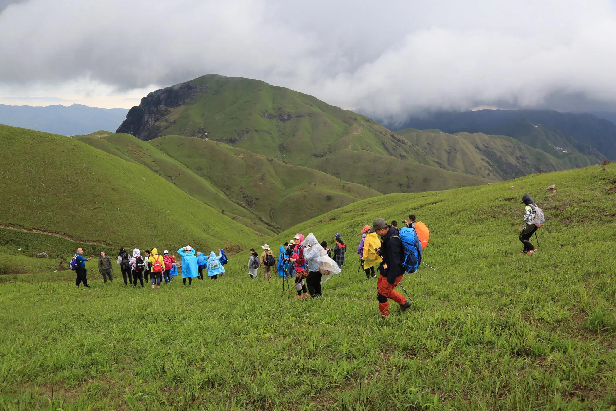 武功山登山攻略线路图,登武功山山顶路线