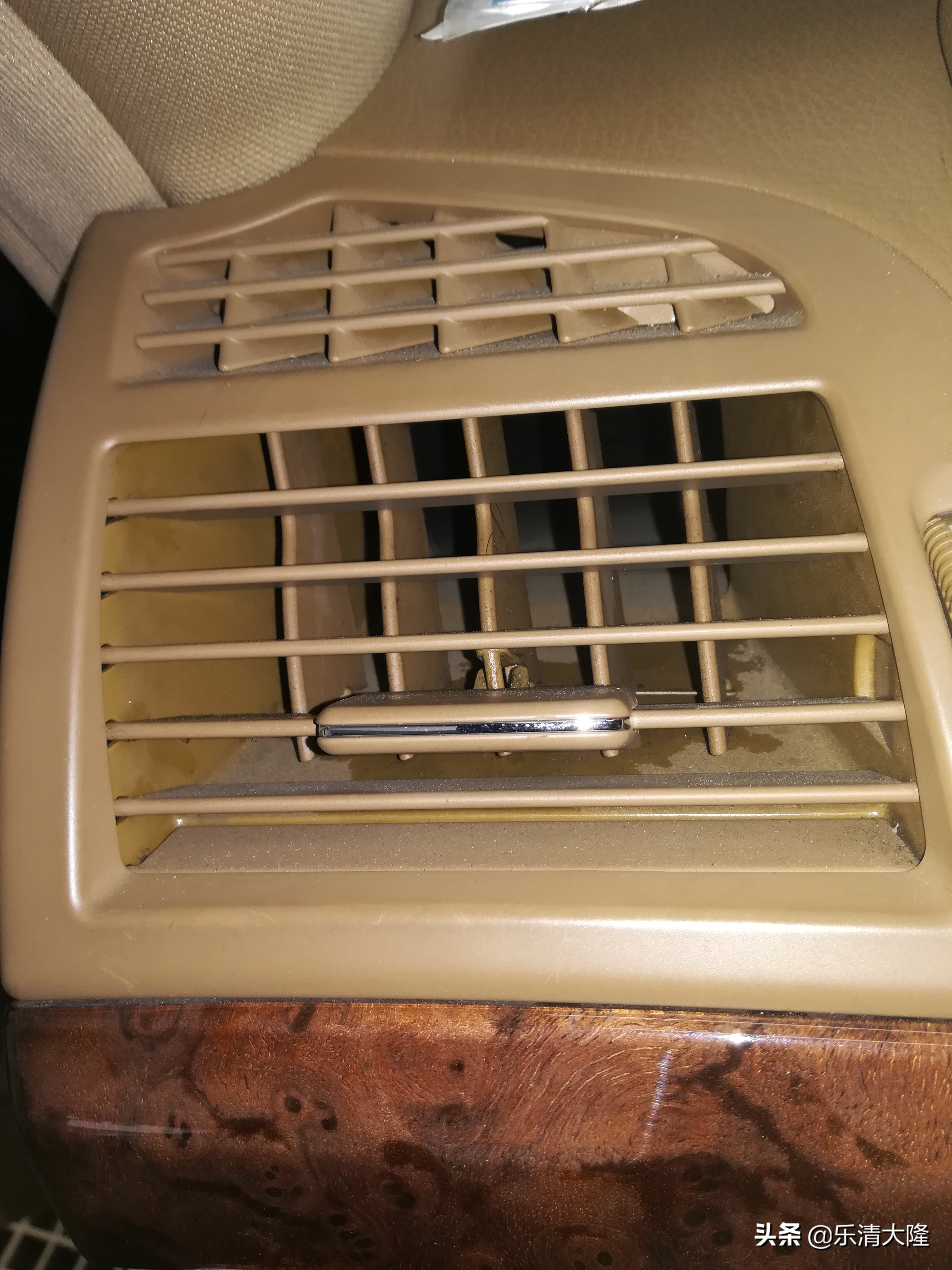 奔驰s350门边镀铬条,奔驰s350座椅清洗翻新