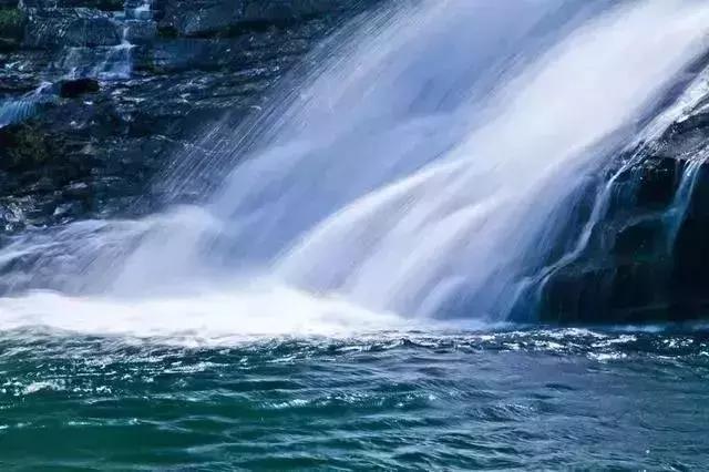 海南白石溪瀑布在哪里,海南白沙罗帅村瀑布