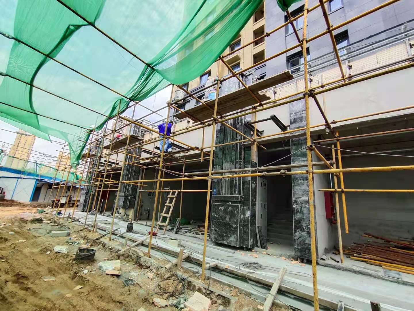 开远凤凰湖畔小区地址,唐山凤凰湖畔小区房价走势