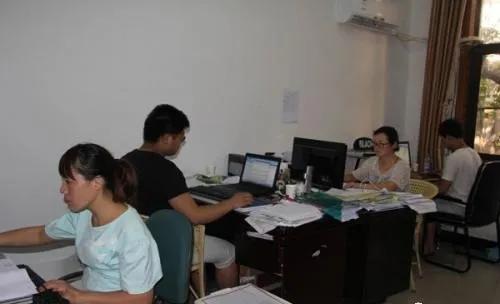 女生可以做资料员吗,女生为什么不建议去工地当资料员