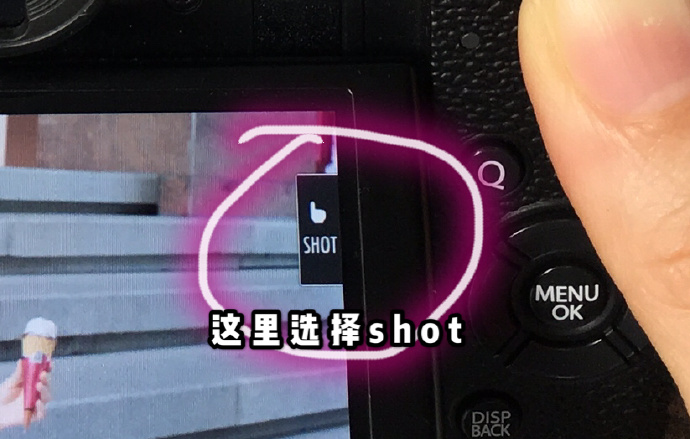 富士相机怎么拍摄色彩浓郁的照片,富士相机有哪些胶片预设