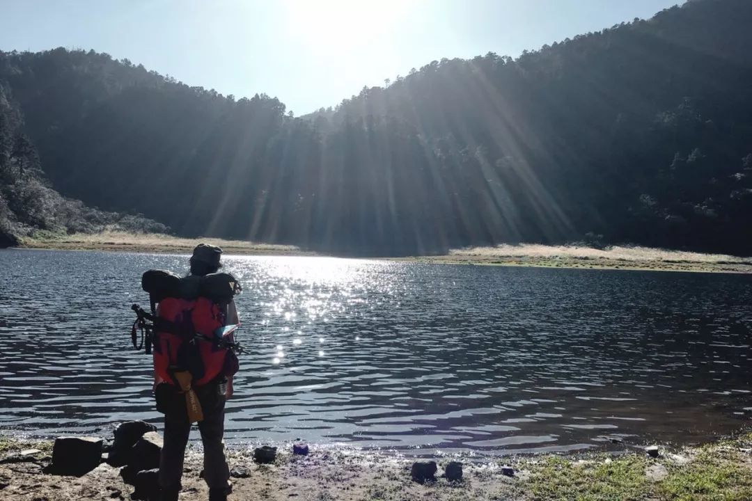 他31岁，常为了吃丢下工作：人生最大的事，是吃好每顿饭