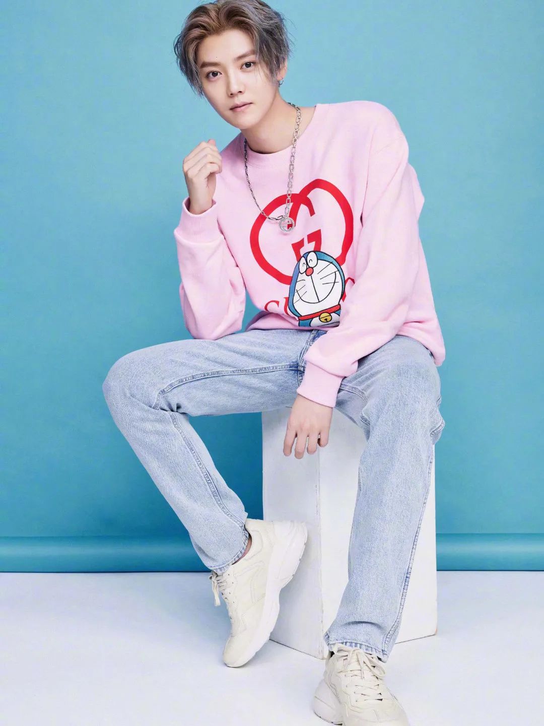 欧阳娜娜同款潮流品牌,欧阳娜娜同款联名卫衣