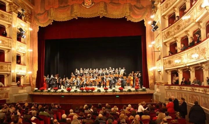 意大利费尔默音乐学院多少钱,意大利费尔莫音乐学院好吗