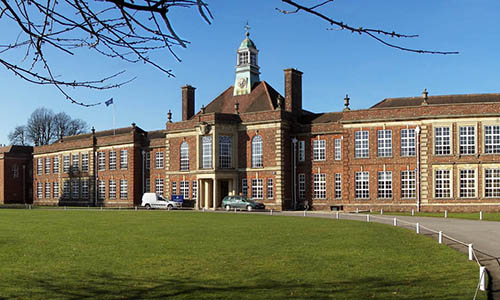 优弗留学理工科中介费用,美国研究生留学优势