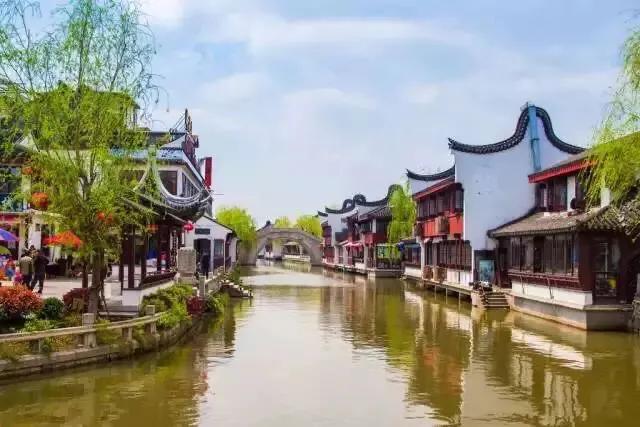 上海地铁沿线景点全部免费,上海地铁11号线上海赛车场