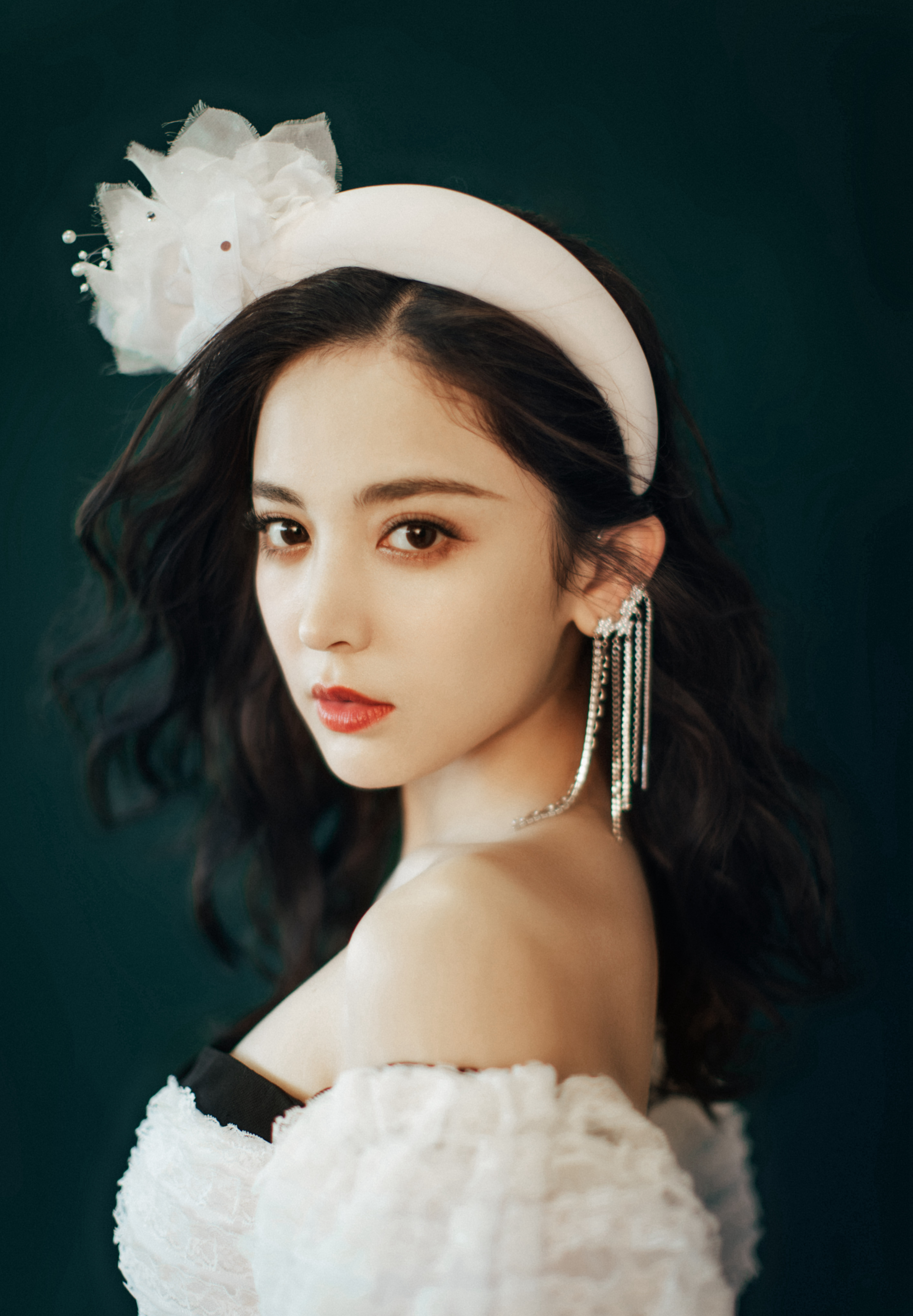 私密照曾被前任上传！恋爱脑的古力娜扎为啥总招渣男