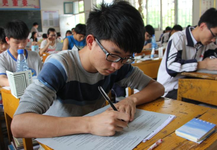 15岁身高定型了是怎么回事,男生身高发育什么时候结束