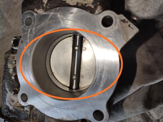 伊兰特二十万公里小毛病,北京现代伊兰特修复前后对比