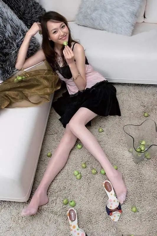 “奥运宝贝”的香艳上位史，和她背后的神秘大佬们