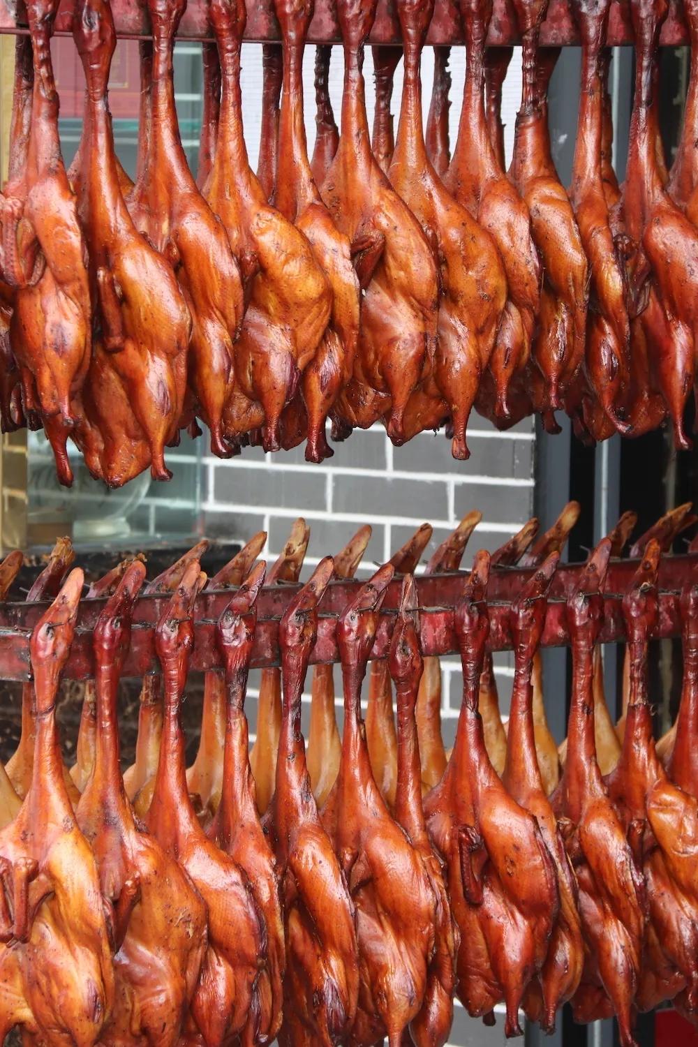 勾心勾魂啊,九尺的鸭脑壳鸭脖子鸭腿腿鸭脚脚鸭翘翘