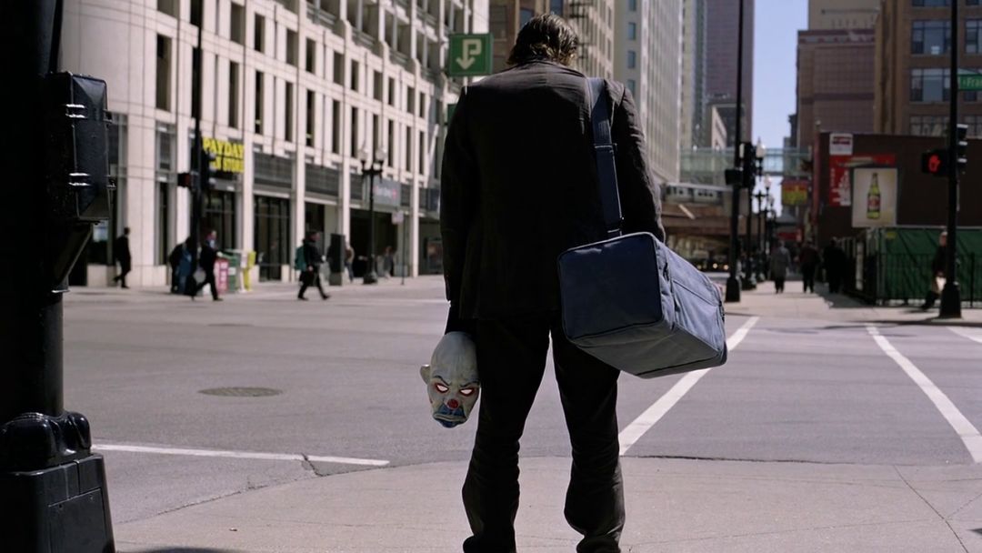 希斯莱杰小丑为何如此的认真,希斯莱杰为什么是最巅峰的小丑