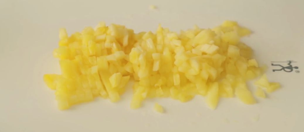 一年销量一亿蛋黄酥,凤梨酥一年卖出4400万