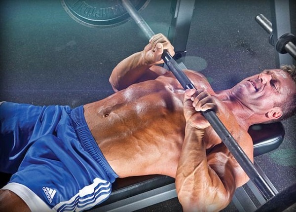 健身练到吐是缺糖吗,健身练到想吐要吐吗