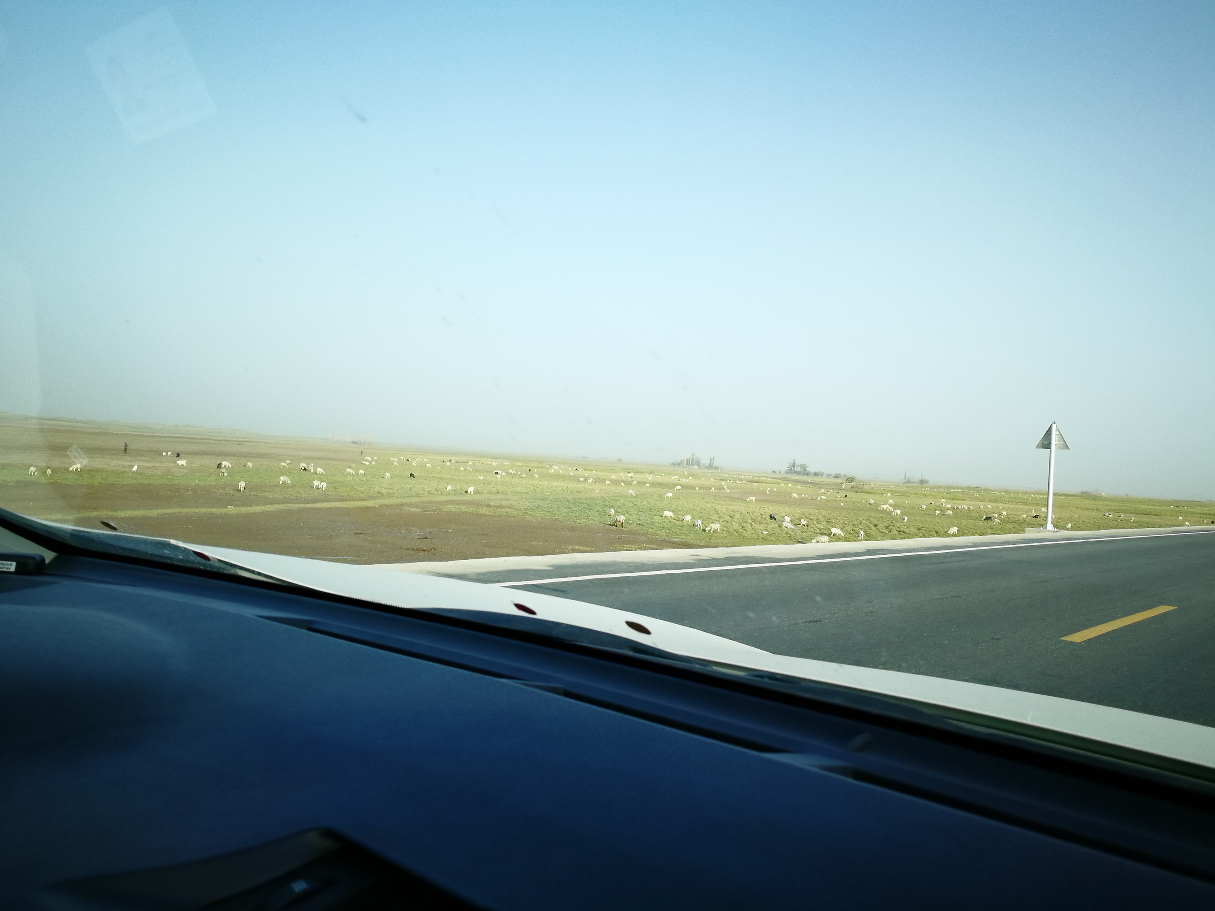 13000公里新手独驾*疆新**第23天——穿越塔克拉玛干沙漠，遭遇陷车