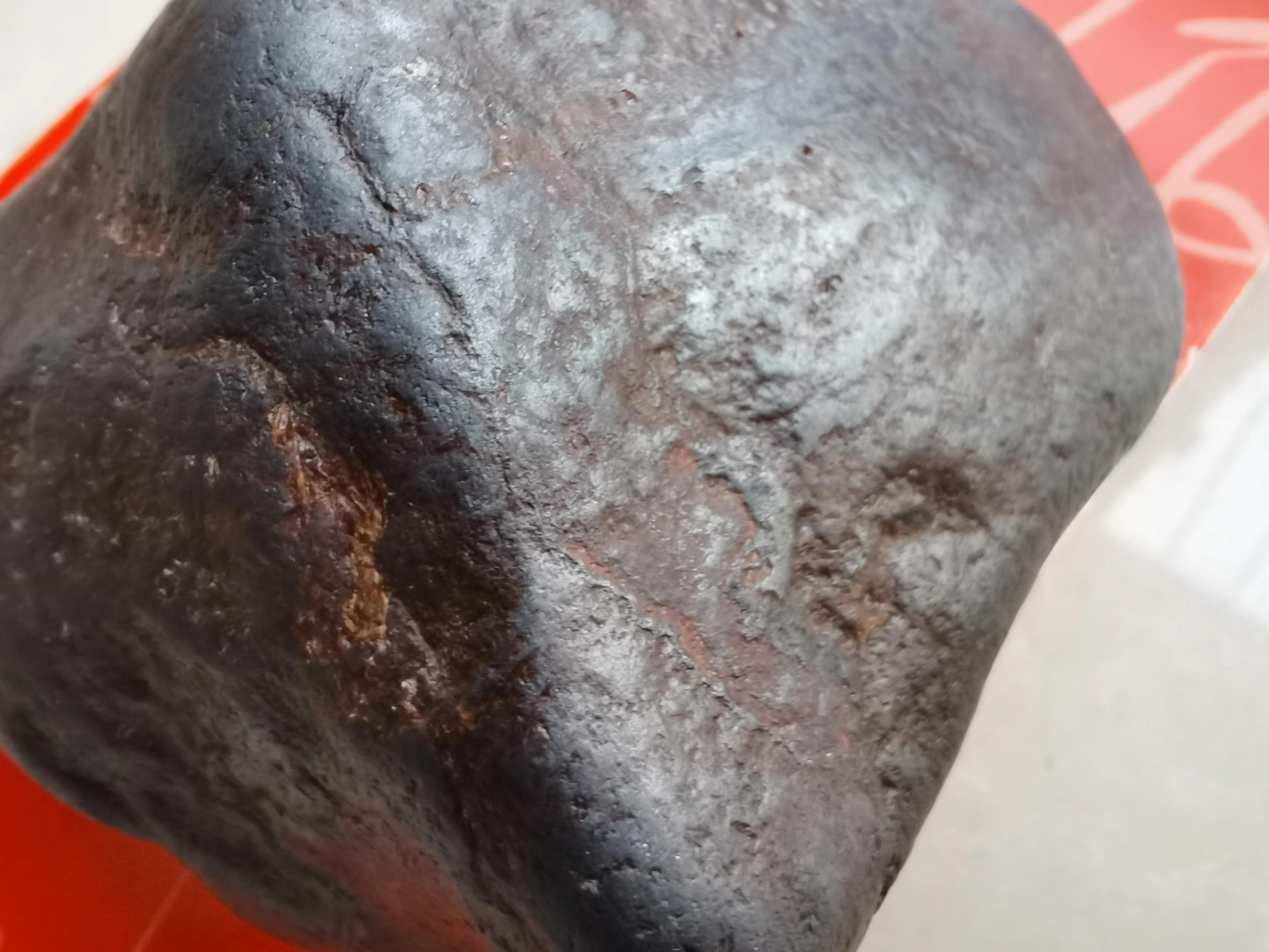 收藏陨石的特点和种类,陨石的收藏与研究