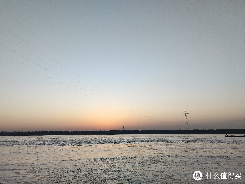 oppofindx2pro对比苹果xr,iphonexr和oppofindx2pro