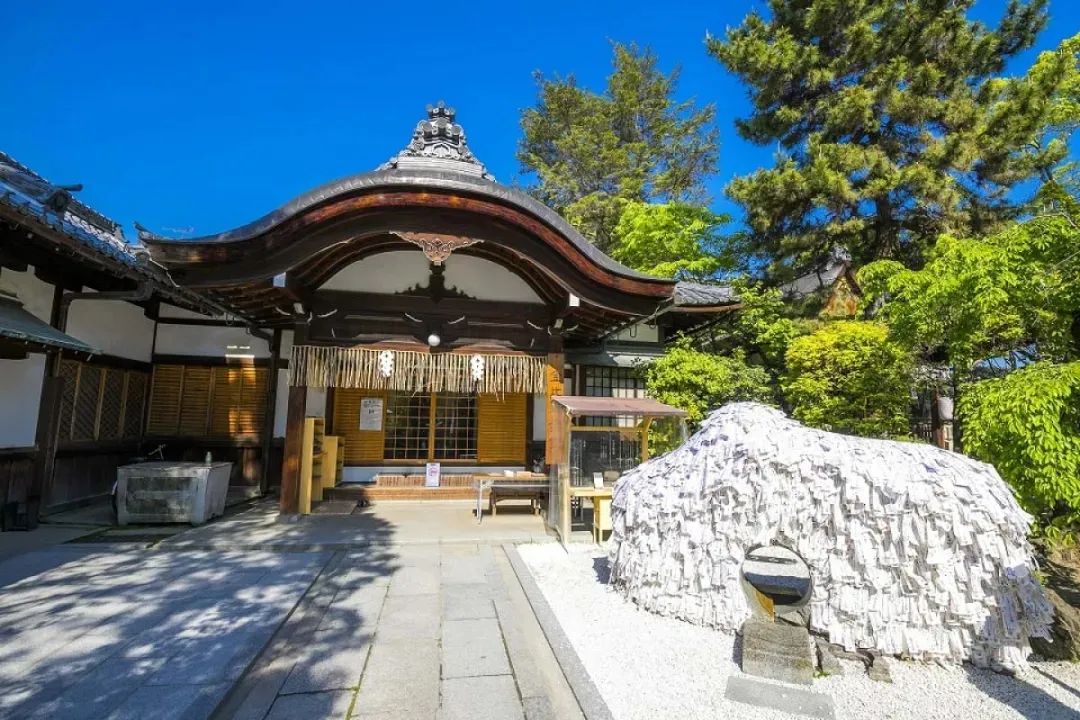 *拜参**过日本这些超灵验的恋爱神社，来年不再过“双十一”