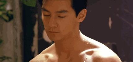 李现有没有腹肌,李现的真腹肌